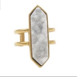 Kinsley Armelle Magna Quartz Ring